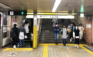 栄駅・栄町駅からのアクセス